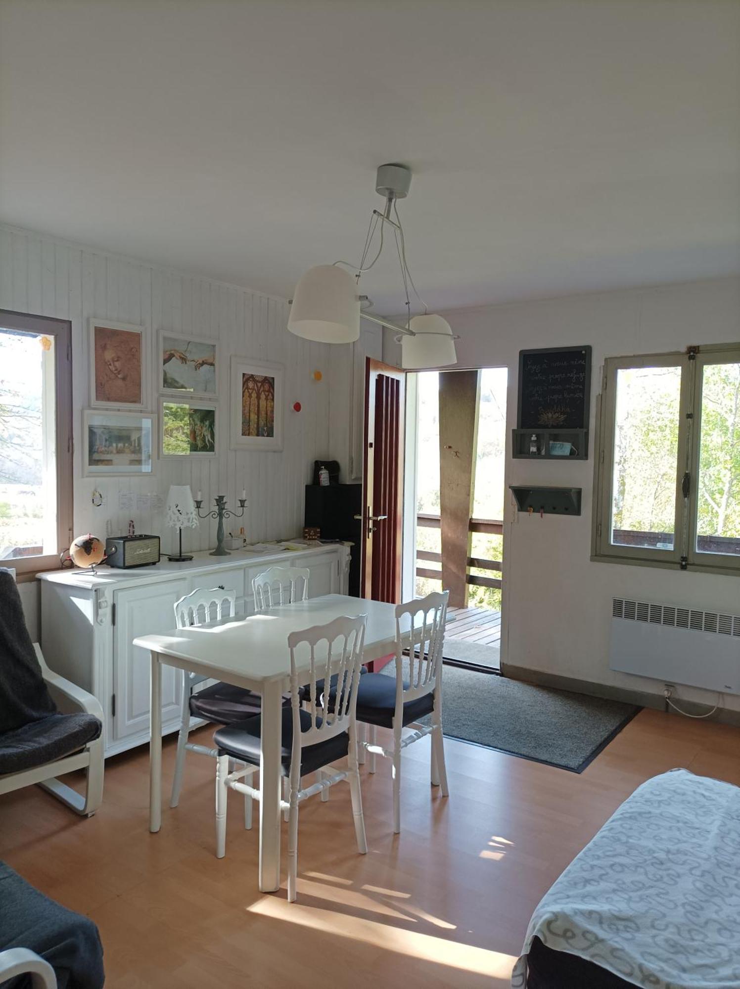 Chalet Deux Chambres Au Calme Saint-Brisson Cameră foto